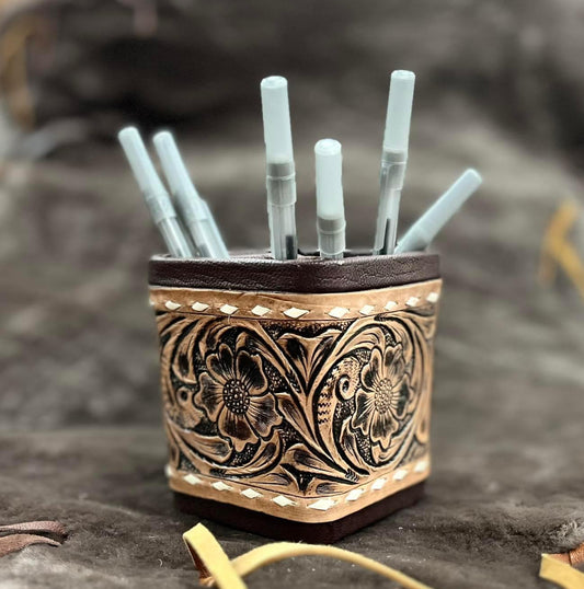 Tooled pen holder