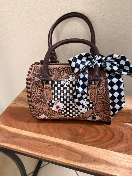 Small speedy bag with cards, dice and black and white checked print